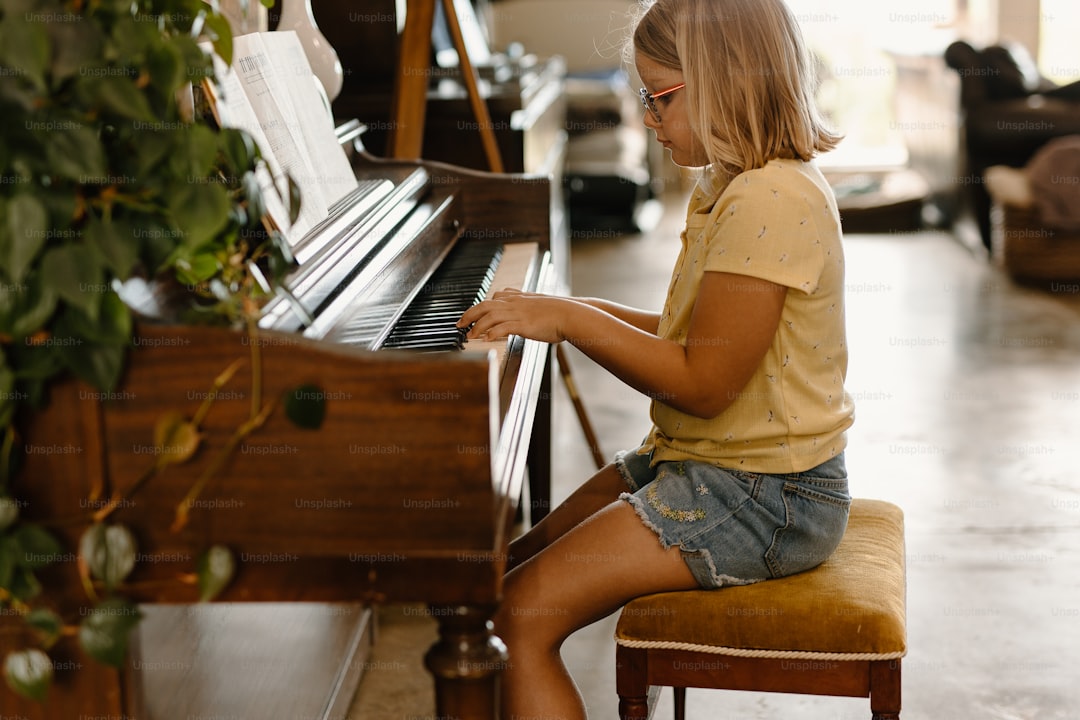 Chiêm bao thấy mình đang chơi piano: Ý nghĩa về sự tinh tế, khả năng thể hiện bản thân và những cơ hội phát triển tài năng nghệ thuật