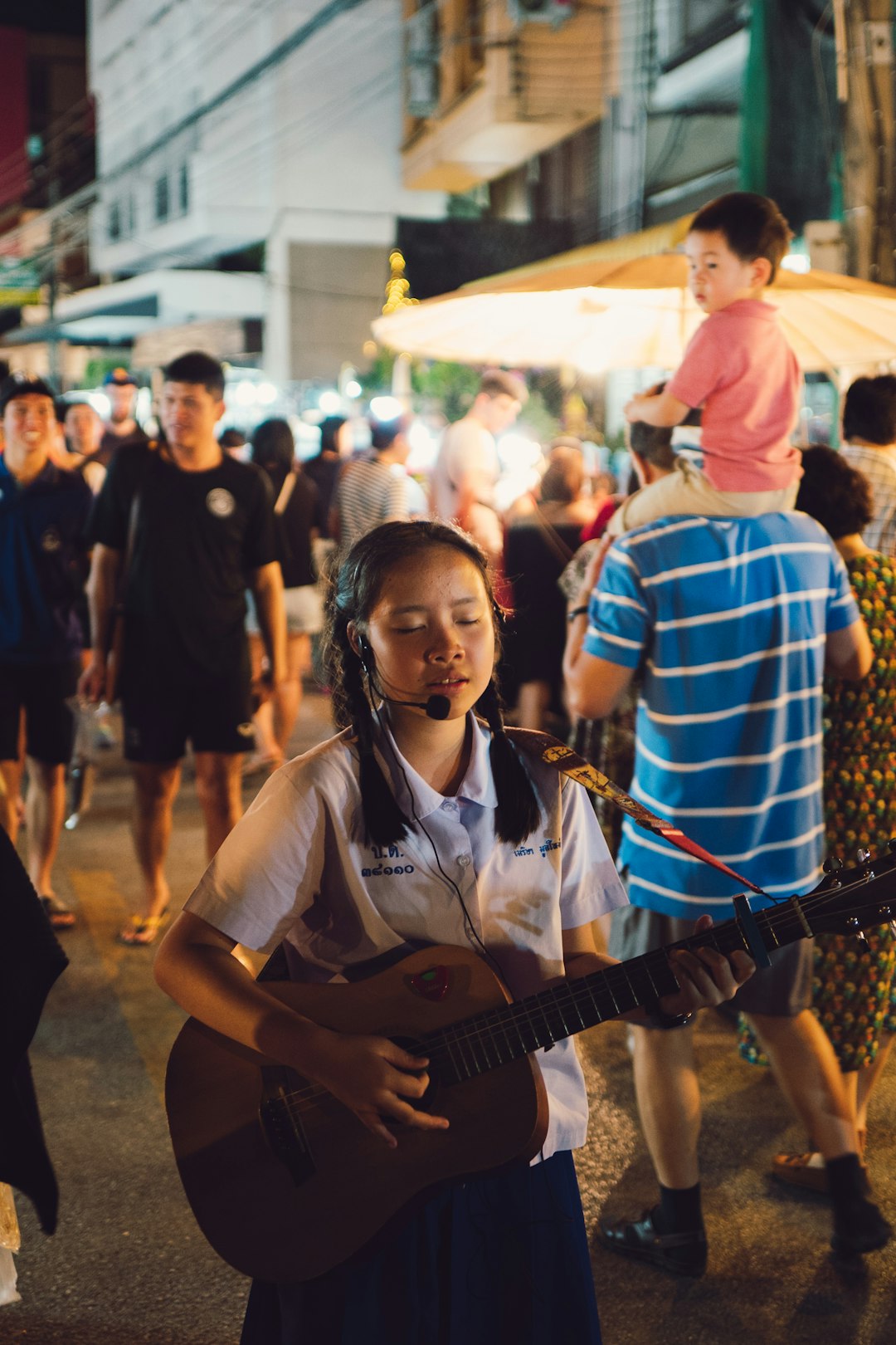 Mơ thấy mình đang hát một bài hát yêu thích: Biểu hiện của sự tự tin, khả năng thể hiện bản thân và khao khát được người khác công nhận, đánh số lô đề nào trúng?