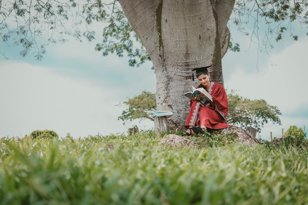 Mơ thấy bạn bè dũng cảm: Cảm hứng, động lực và mong muốn học hỏi tinh thần dám nghĩ dám làm của những người bạn quả cảm